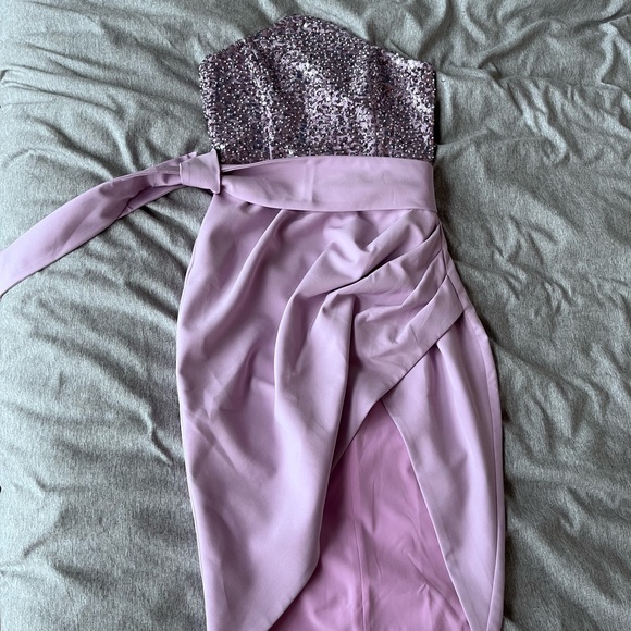 Lavish Alice: Sequin Bandeau Embellished Dress with BELT ๐ - Picture 4 of 14